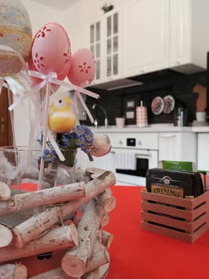 thumbnail: Breakfast area