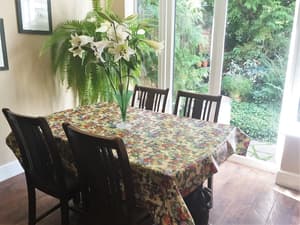 thumbnail: Breakfast area