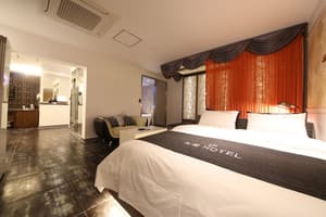 thumbnail: Room