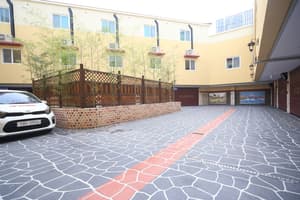 thumbnail: Parking