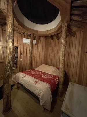 thumbnail: Interior