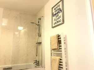 thumbnail: Interior