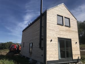thumbnail: Exterior