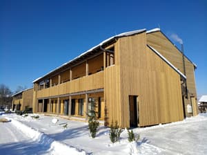 thumbnail: Exterior