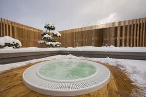 thumbnail: Outdoor spa tub