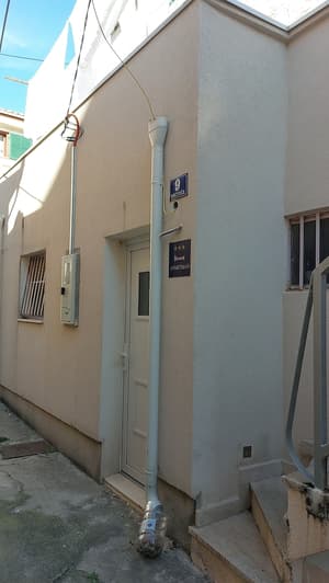 thumbnail: Property entrance