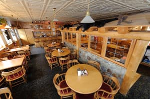 thumbnail: Restaurant