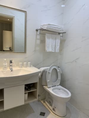 thumbnail: Bathroom