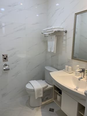 thumbnail: Bathroom