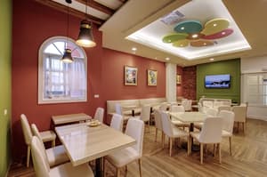 thumbnail: Restaurant