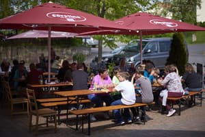 thumbnail: Restaurant
