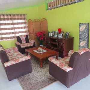 thumbnail: Lobby sitting area