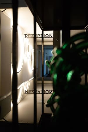 thumbnail: Reception