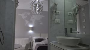 thumbnail: Bathroom