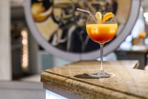 thumbnail: Bar (on property)