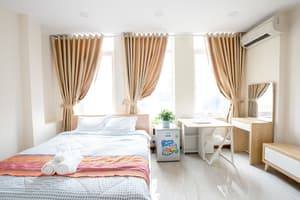 thumbnail: Room