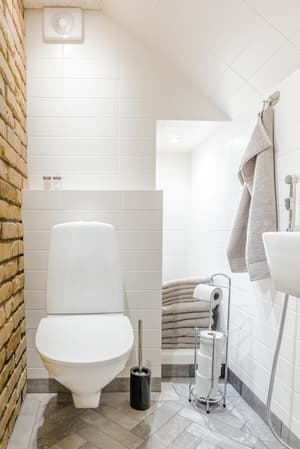 thumbnail: Bathroom