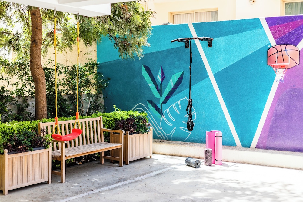 Children's play area - outdoor