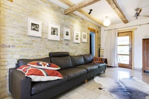 thumbnail: Living room