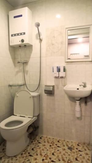 thumbnail: Bathroom