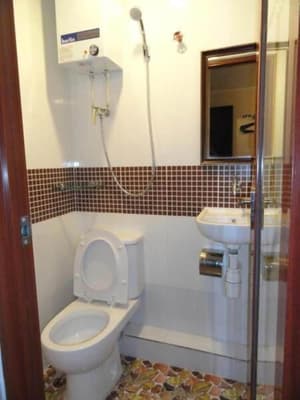 thumbnail: Bathroom