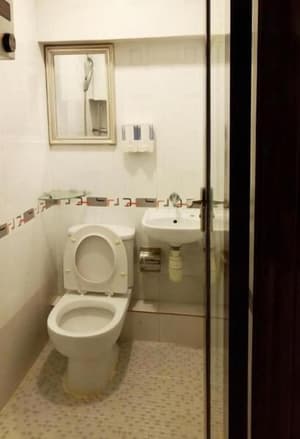 thumbnail: Bathroom