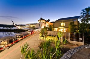 thumbnail: Exterior