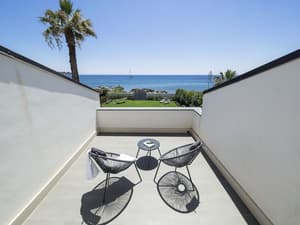 thumbnail: Terrace/patio