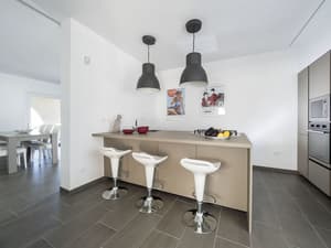 thumbnail: In-room dining