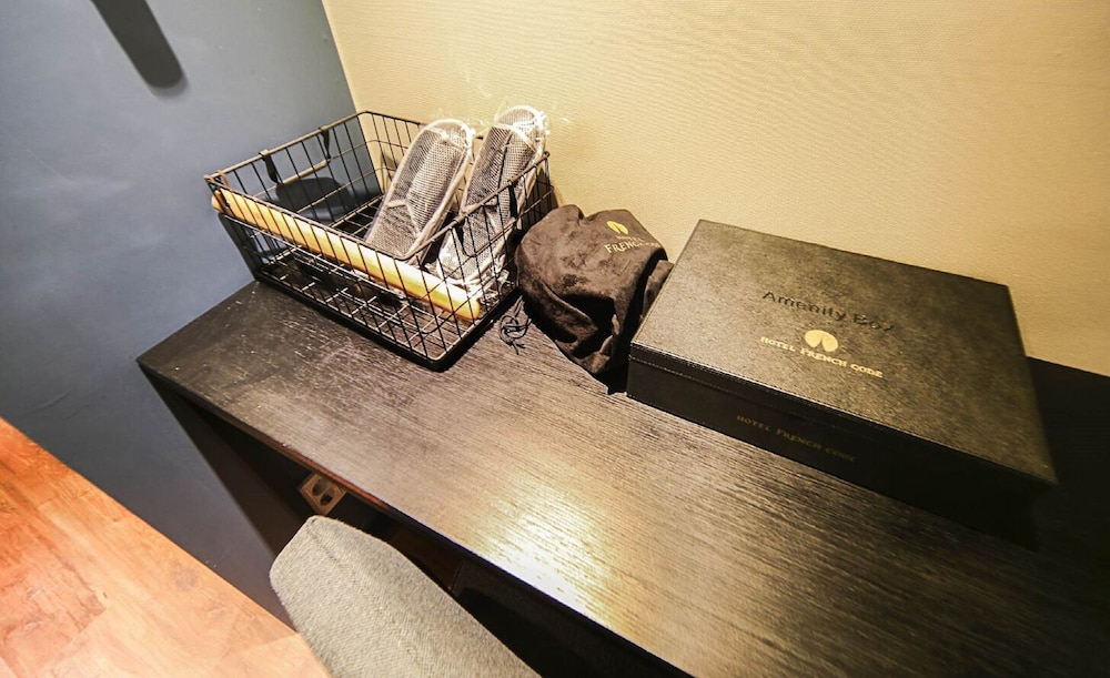 Room amenity