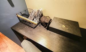thumbnail: Room amenity