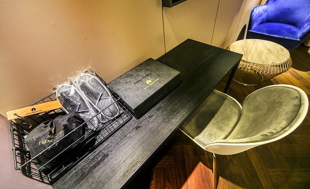 Room amenity