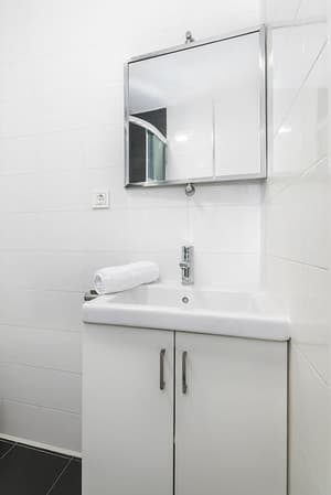 thumbnail: Bathroom sink