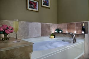 thumbnail: Deep soaking bathtub