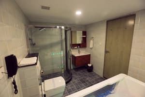 thumbnail: Bathroom