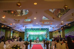 thumbnail: Banquet hall