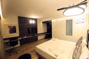 thumbnail: Room