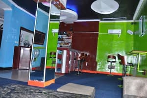 thumbnail: Bar (on property)