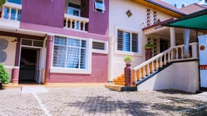 thumbnail: Front of property