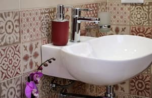 thumbnail: Bathroom sink
