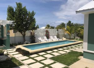 thumbnail: Exterior