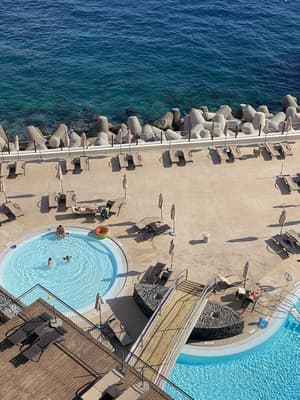 thumbnail: Pool