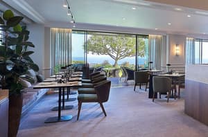 thumbnail: Restaurant