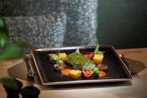 thumbnail: Restaurant
