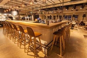thumbnail: Bar (on property)