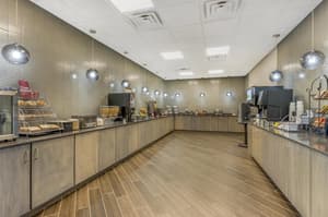 thumbnail: Breakfast area