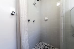 thumbnail: Bathroom shower