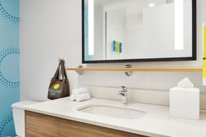 thumbnail: Bathroom shower