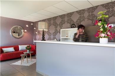 On-Site,Lobby,Reception