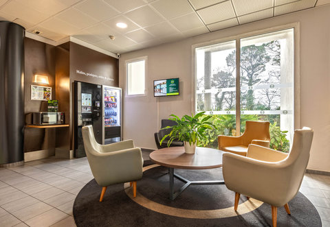 Hotel Brest Port Du Moulin Blanc Lobby